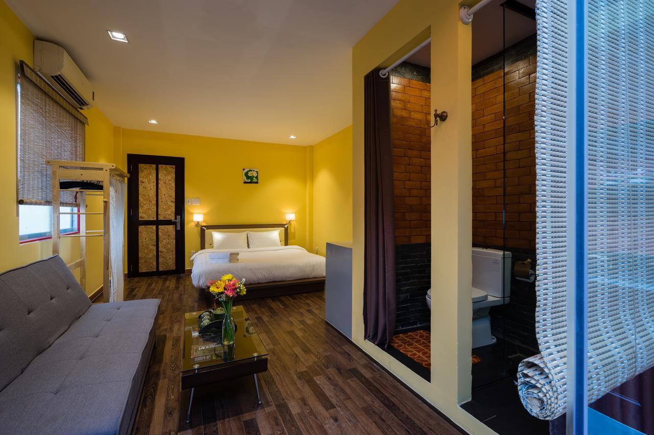The Red House Bed and Breakfast Thành Pho Ho Chí Minh Esterno foto