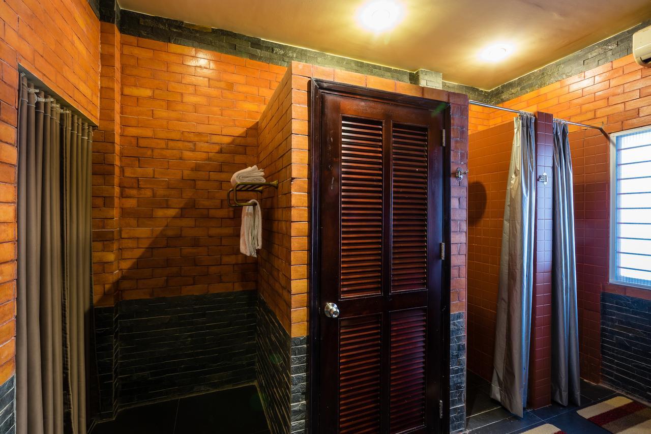 The Red House Bed and Breakfast Thành Pho Ho Chí Minh Esterno foto